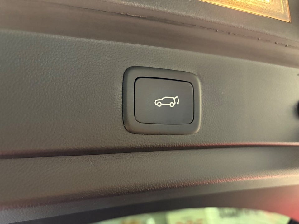 MG Marvel R Luxury 5d