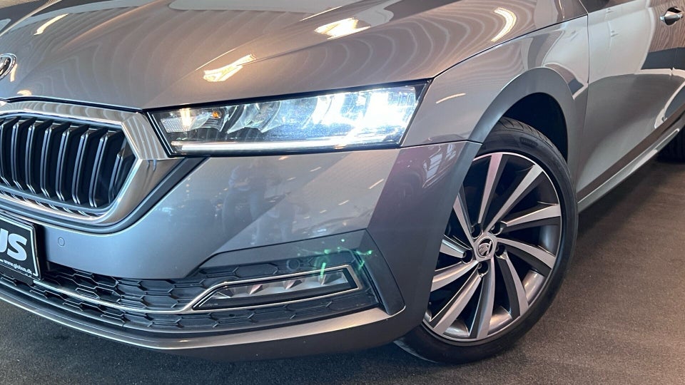 Skoda Octavia 2,0 TDi 150 Style Combi DSG 5d