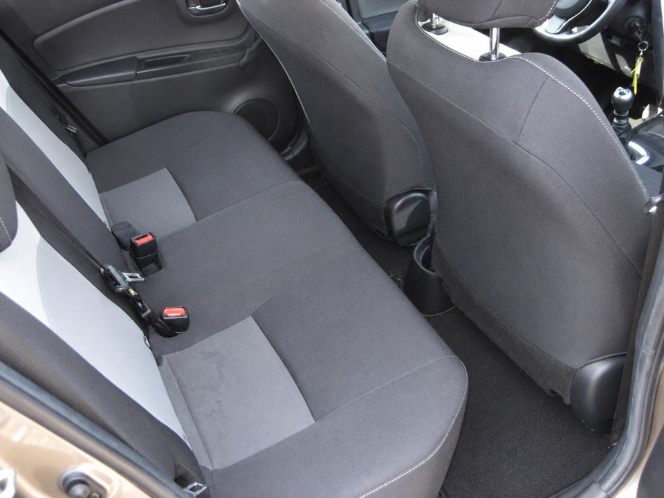 Toyota Yaris 1,5 VVT-i T2 Premium 5d
