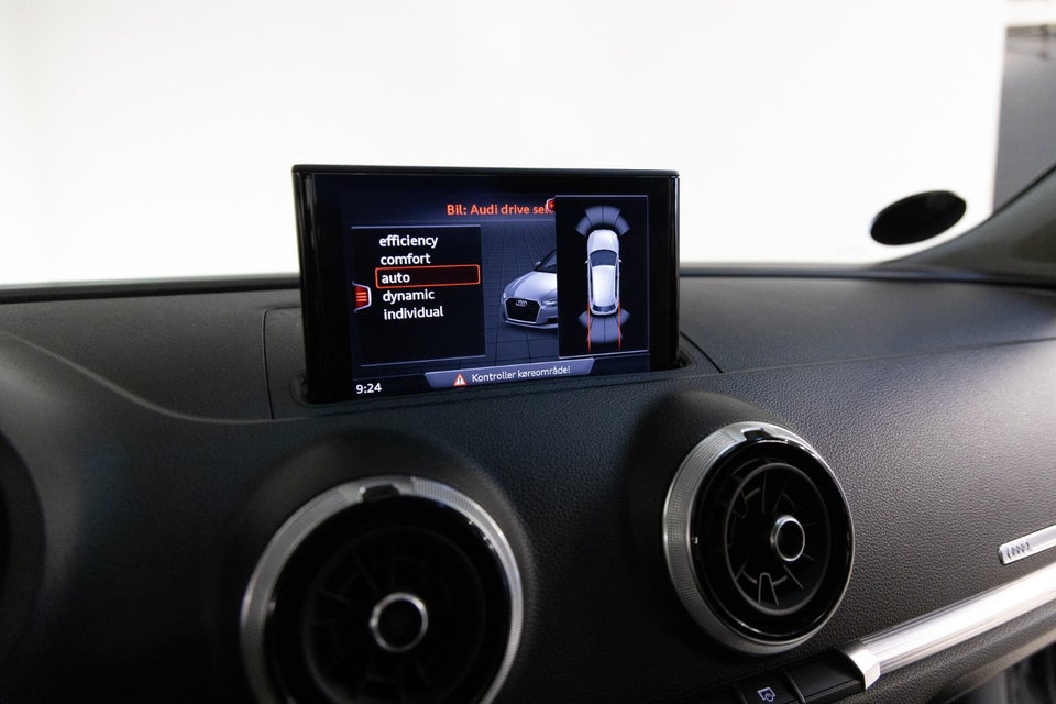 Audi A3 35 TFSi Sport Limited Sportback 5d