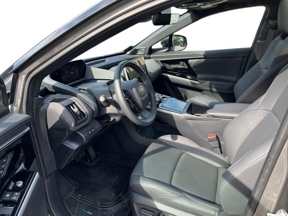Toyota bZ4X Executive Premium 5d