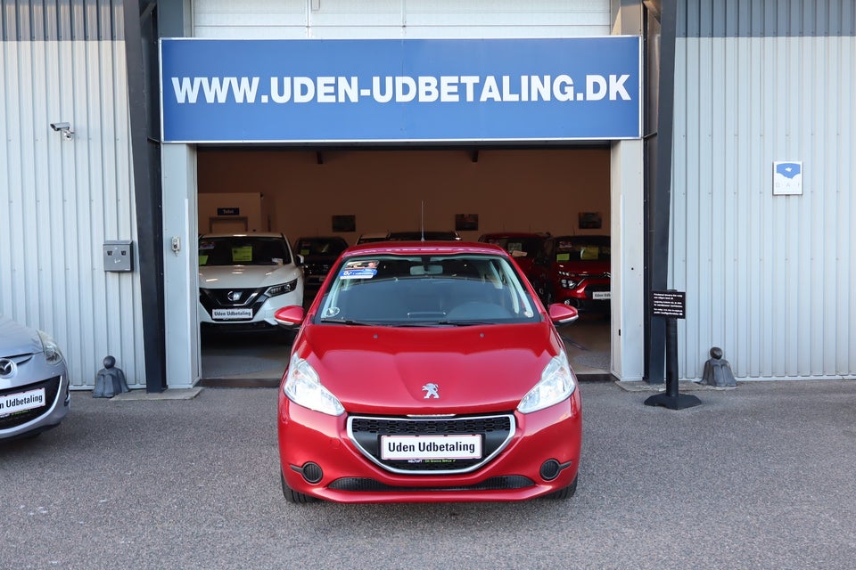 Peugeot 208 1,2 VTi 82 Allure 5d