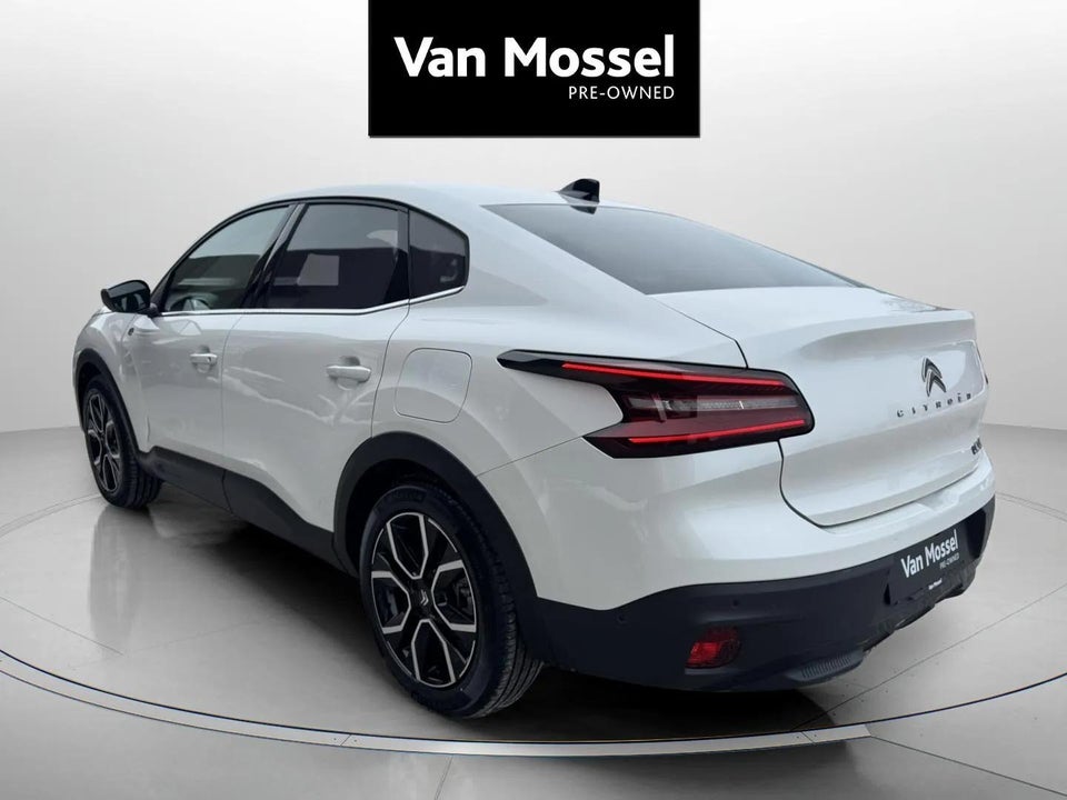 Citroën ë-C4 X 50 Shine 4d