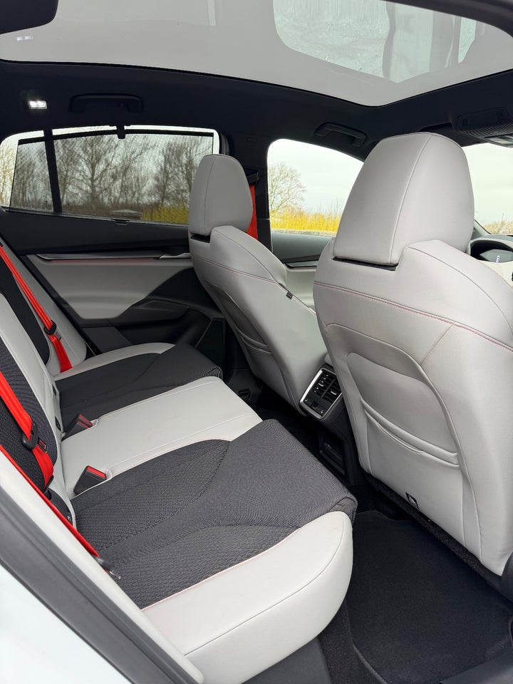 Skoda Enyaq 85 iV Sportline Maxx Coupé 5d