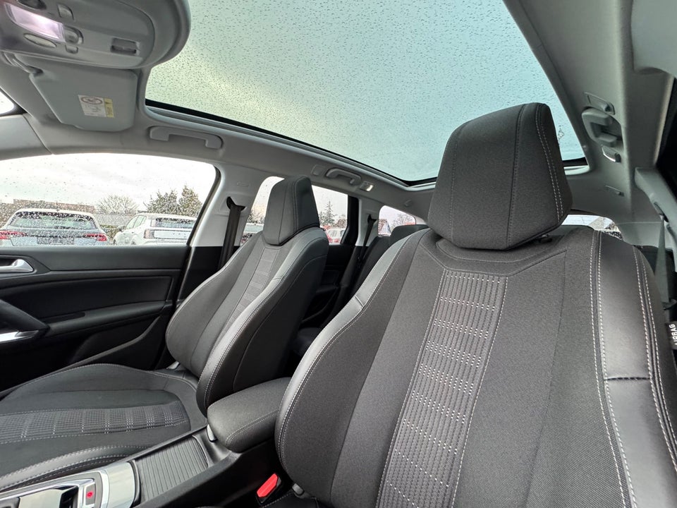 Peugeot 308 1,6 BlueHDi 120 Allure Sky SW 5d