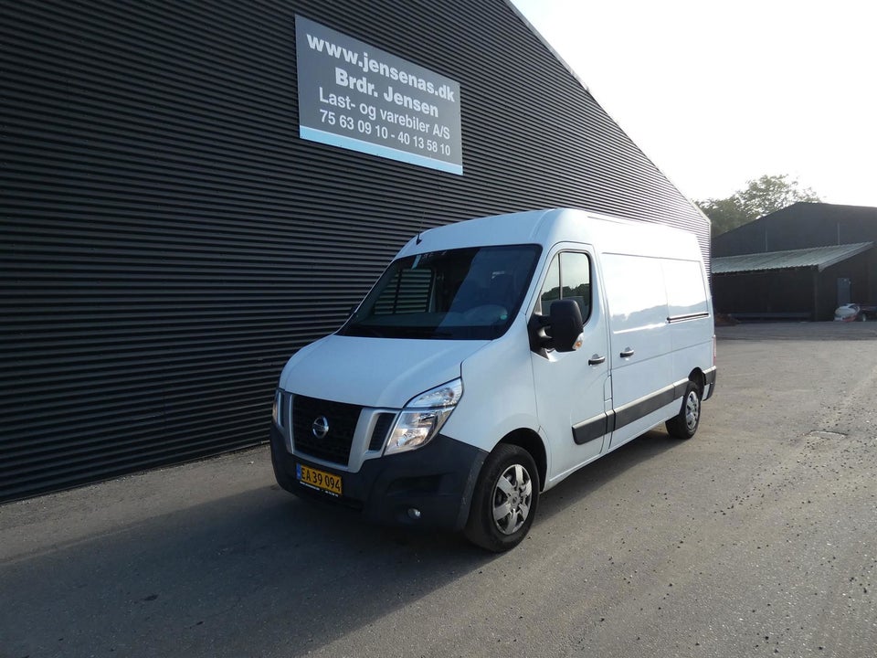 Nissan NV400 2,3 dCi 145 L2H2 Working Star