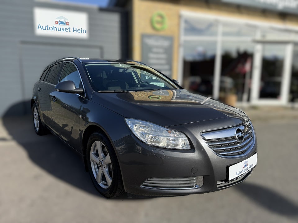 Opel Insignia 1,8 Cosmo Sports Tourer 5d