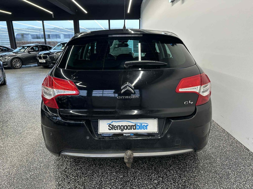 Citroën C4 1,6 HDi 90 Attraction 5d