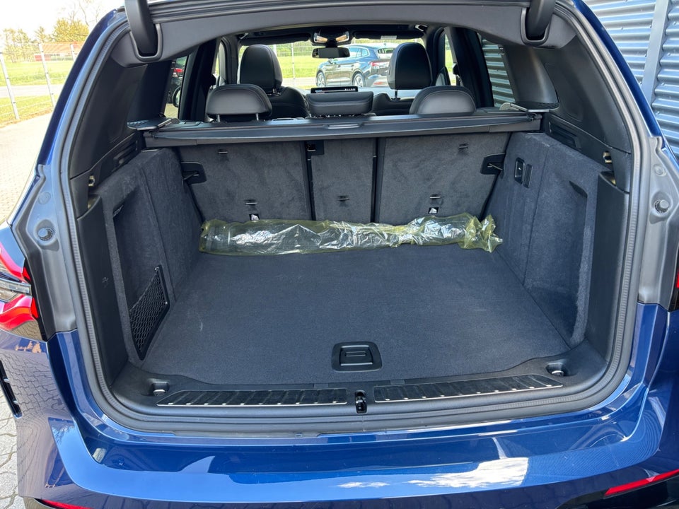 BMW iX3 Charged Plus M-Sport 5d