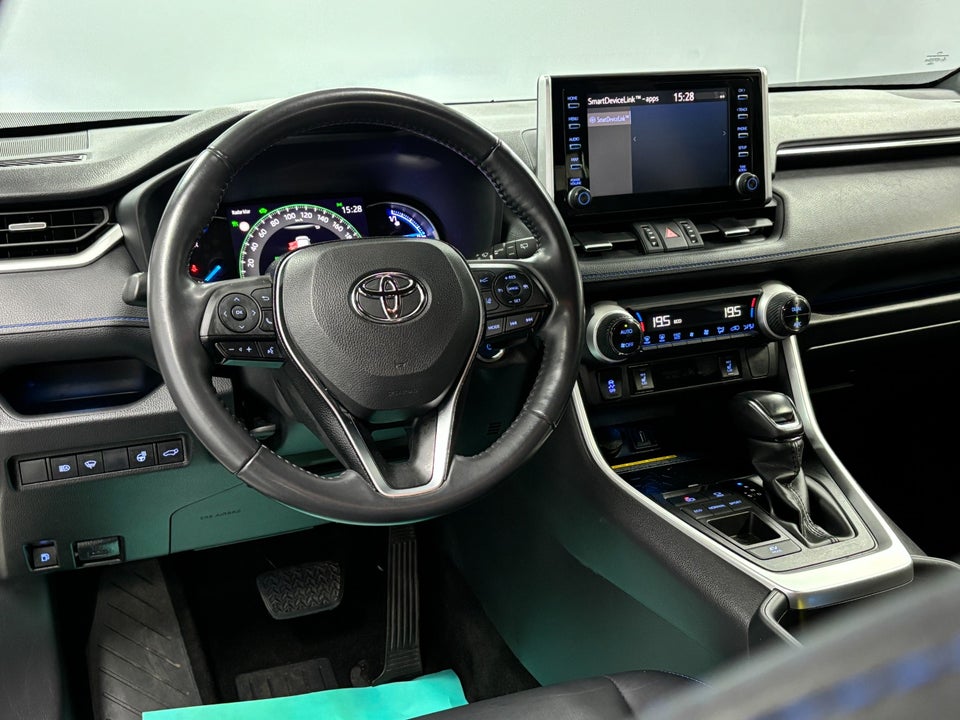 Toyota RAV4 2,5 Hybrid H3 Style MDS 5d