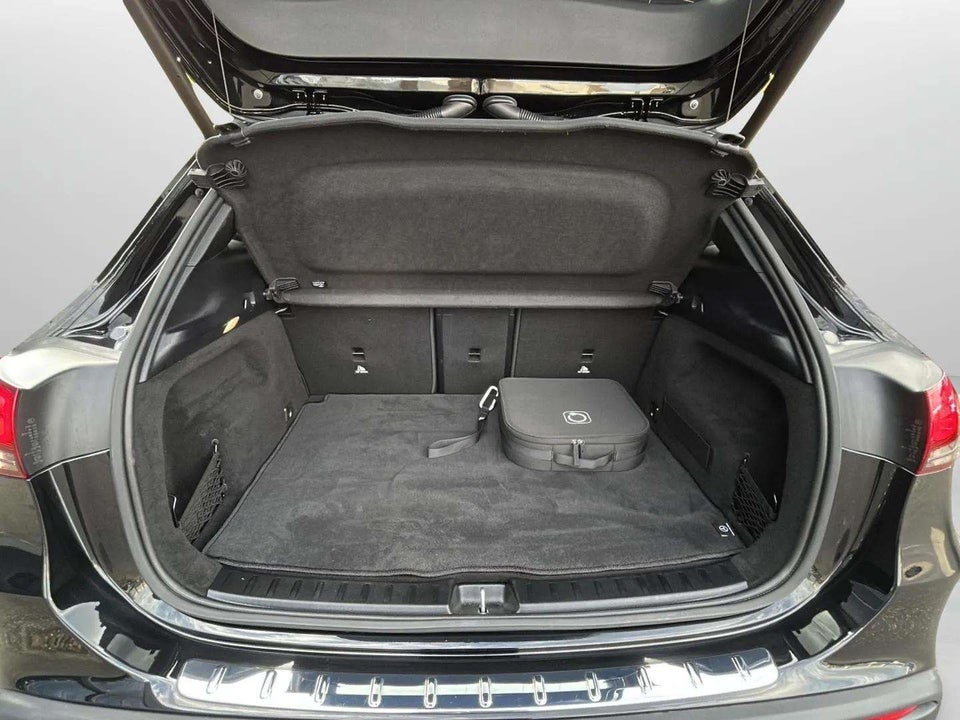 Mercedes EQA250+ AMG Edition 5d