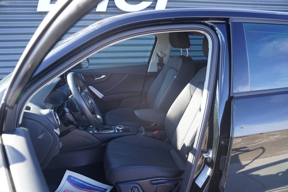 Audi Q2 35 TFSi Prestige S-tr. 5d