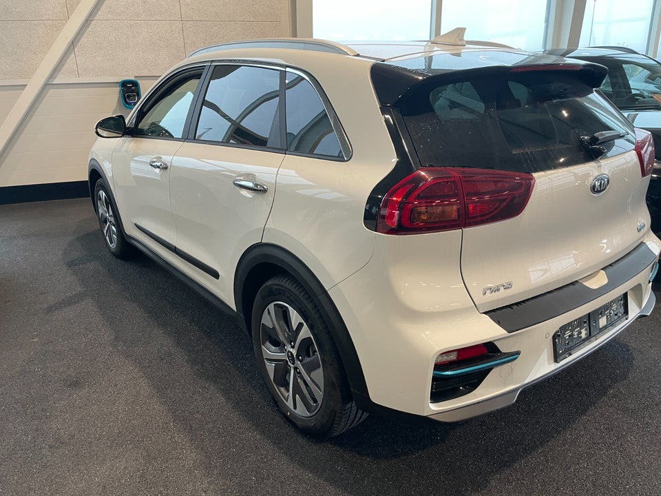 Kia e-Niro 64 Premium 5d