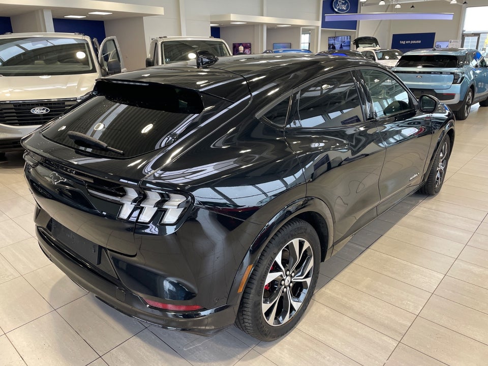 Ford Mustang Mach-E 91 Premium Extended Range AWD 5d