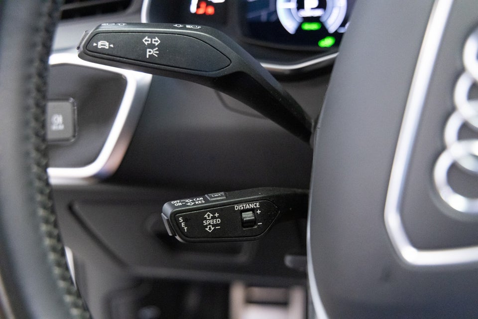 Audi A6 55 TFSi e S-line quattro S-tr. 4d