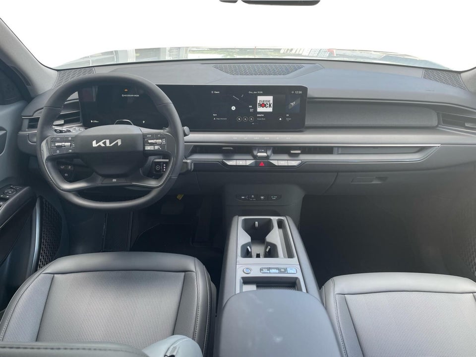 Kia EV9 76 Standard Range Upgrade RWD 7prs 5d
