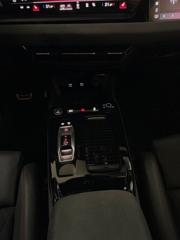Audi Q6 e-tron Edition One S-line quattro 5d