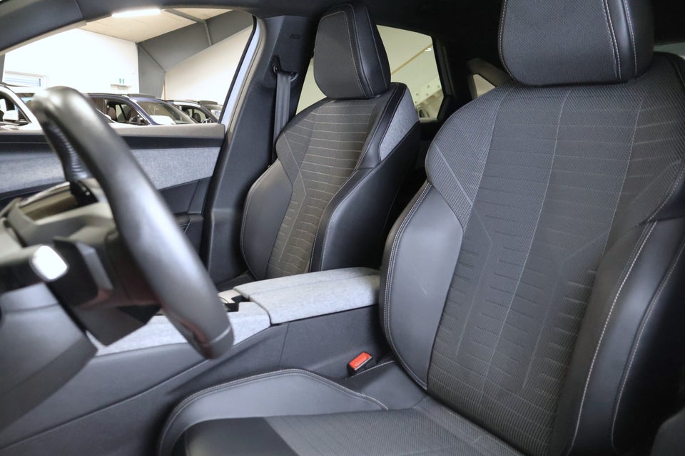 Peugeot e-3008 77 Allure Pack 5d