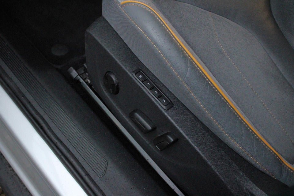 Skoda Enyaq 80 iV Selection Lounge 5d