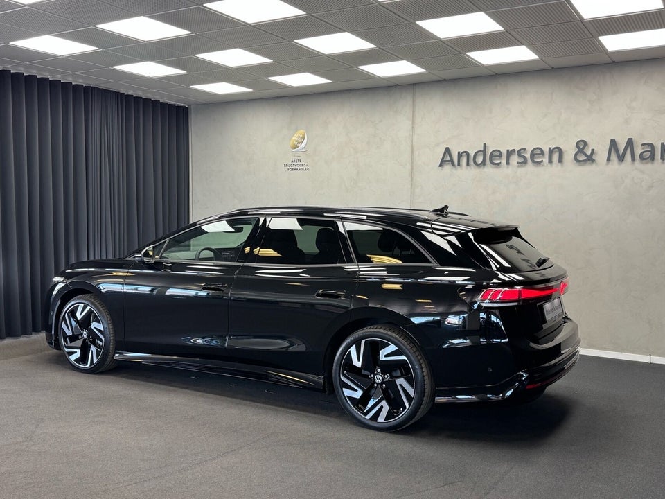 VW ID.7 86 Pro S Tourer 5d