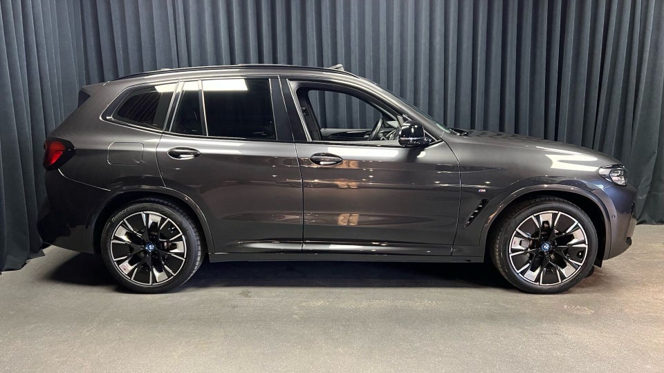 BMW iX3 Charged Plus M-Sport 5d