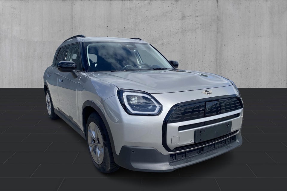 MINI Countryman E Classic Trim M 5d