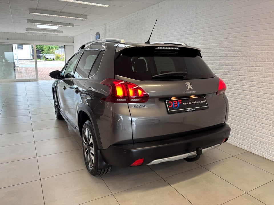 Peugeot 2008 1,5 BlueHDi 100 Allure Sky 5d