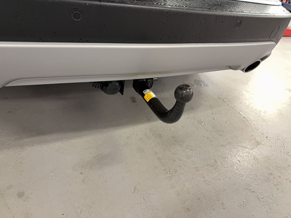 Ford Kuga 2,5 HEV Titanium X CVT 5d