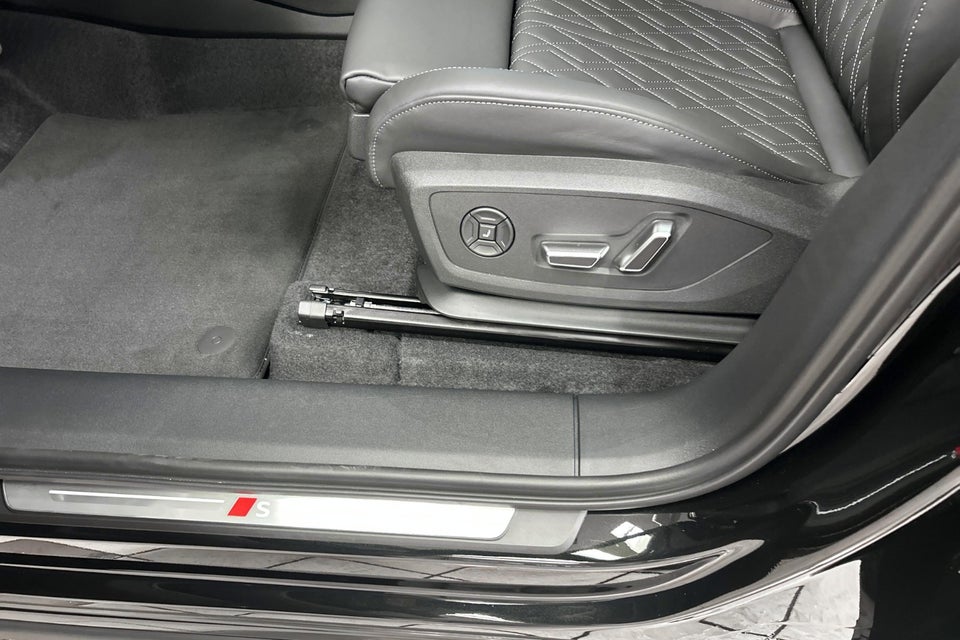 Audi Q6 e-tron S-line plus performance 5d