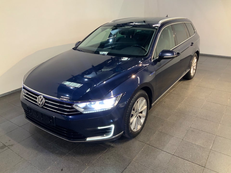 VW Passat 1,4 GTE Variant DSG 5d