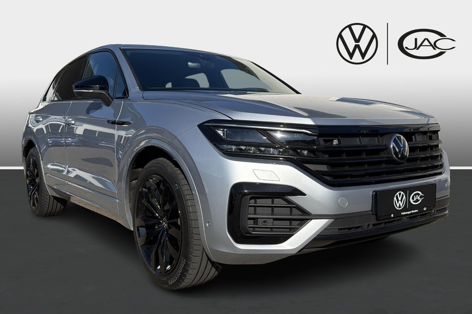 VW Touareg 3,0 TDi 286 R-line aut. 4Motion 5d
