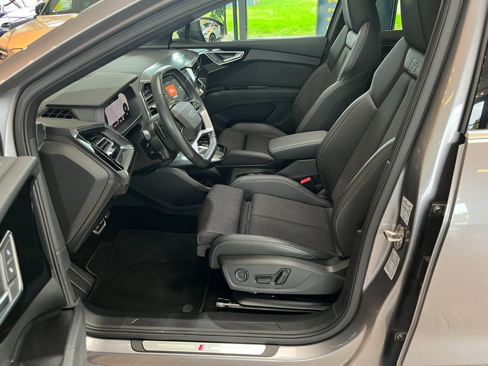 Audi Q4 e-tron 45 S-line 5d