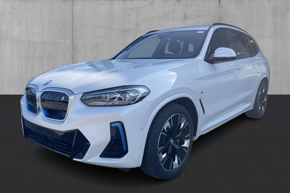 BMW iX3 Charged M-Sport 5d