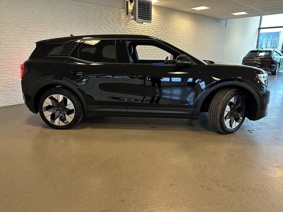 Ford Explorer 82 Premium Extended Range 5d