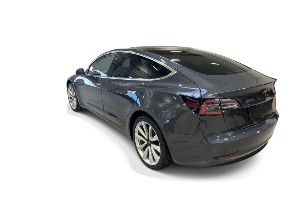 Tesla Model 3 Standard Range+ RWD 4d