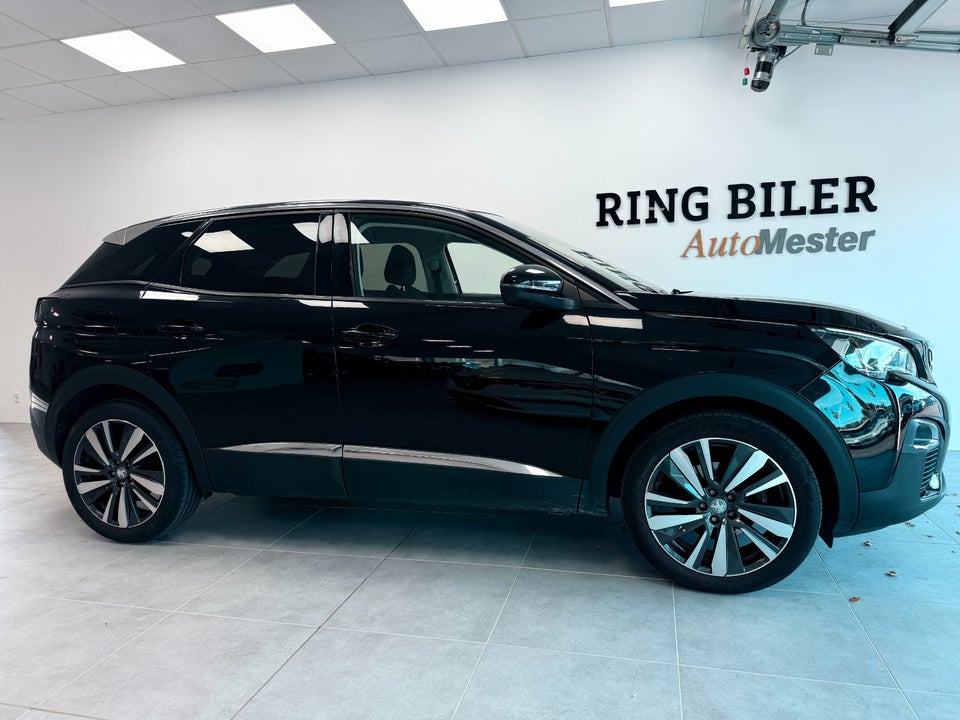 Peugeot 3008 1,2 e-THP 130 Active 5d