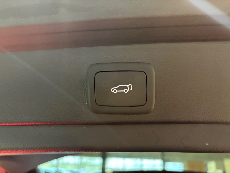 MG Marvel R Luxury 5d