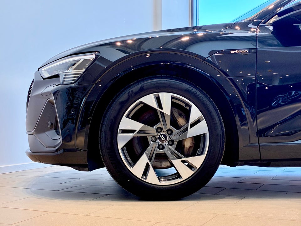 Audi e-tron 55 S-line Sportback quattro 5d