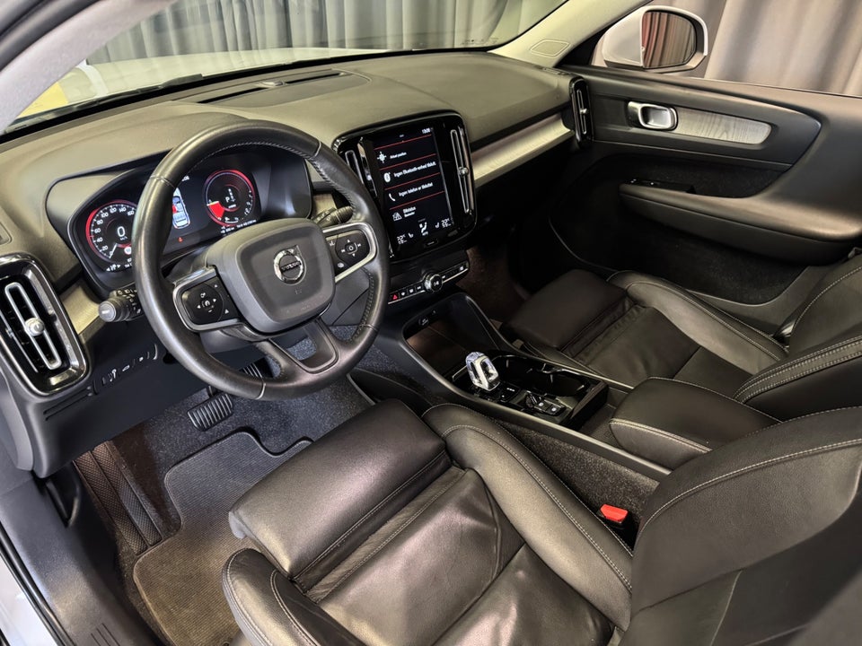Volvo XC40 1,5 T5 ReCharge Inscription aut. 5d
