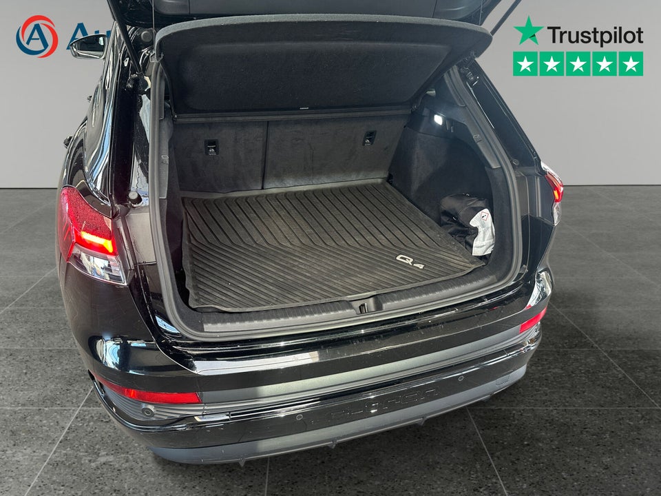 Audi Q4 e-tron 40 S-line 5d