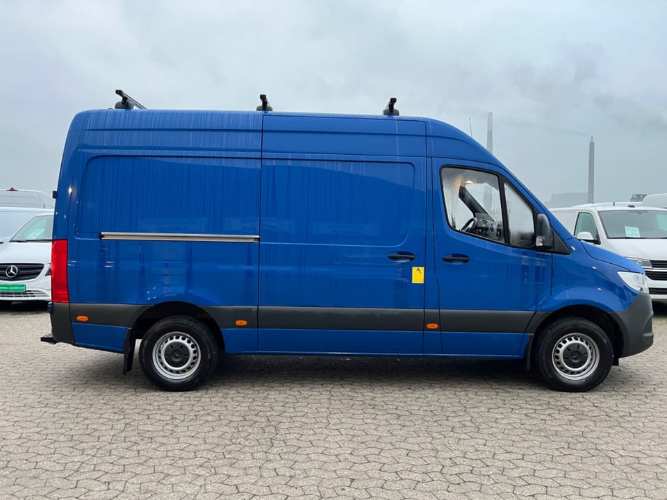 Mercedes Sprinter 319 3,0 CDi A2 Kassevogn aut. RWD