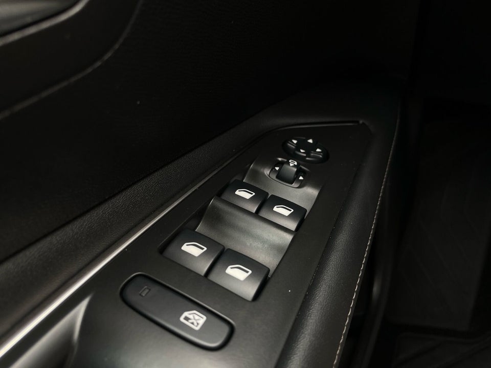 Peugeot 3008 1,2 PureTech 130 Allure 5d