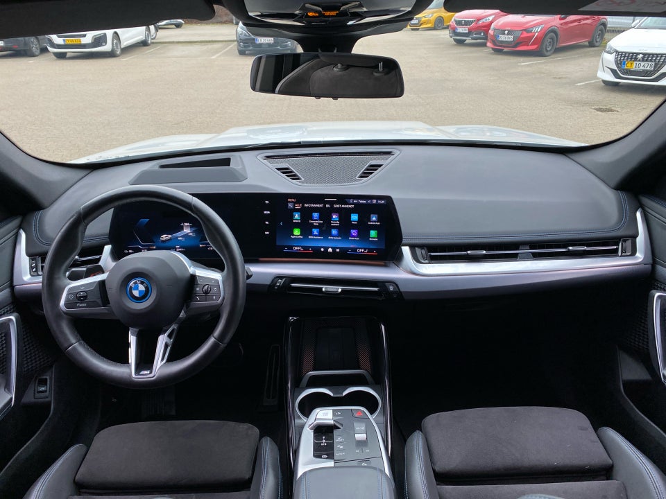 BMW iX1 eDrive20 M-Sport 5d