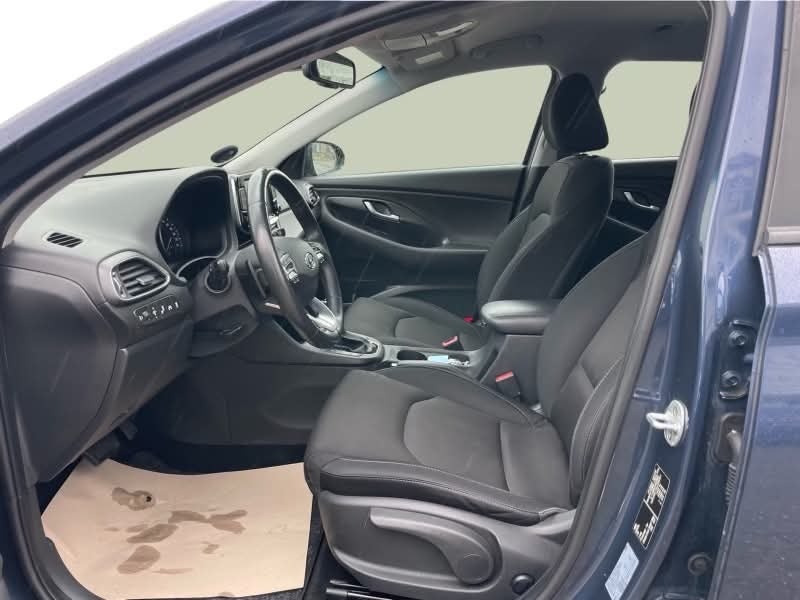 Hyundai i30 1,6 CRDi 110 Trend stc. DCT 5d