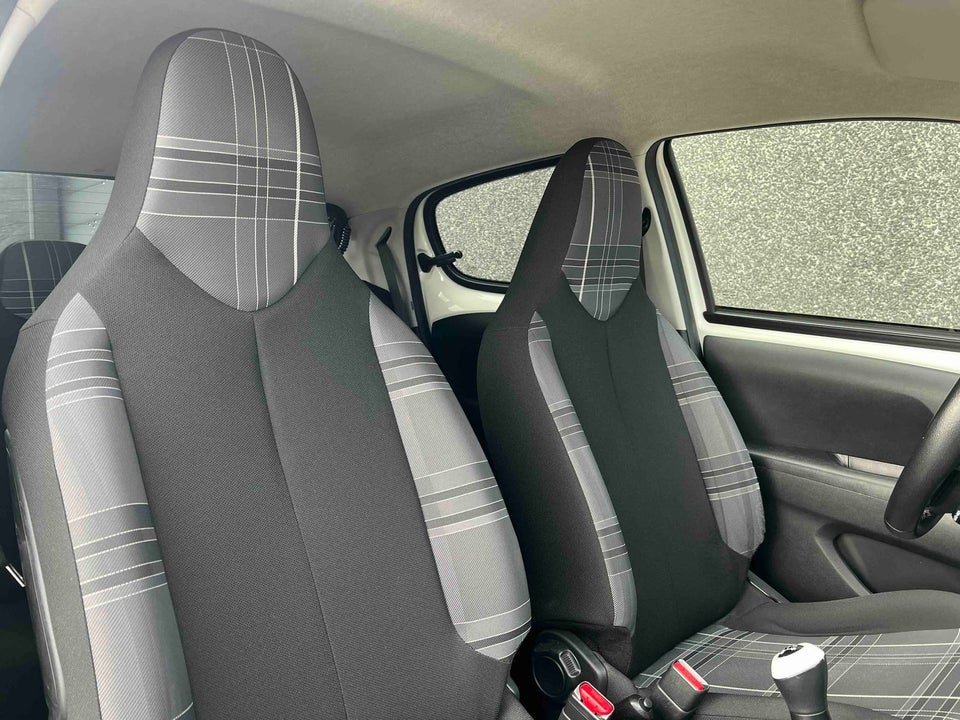 Peugeot 108 1,0 e-VTi 69 Allure TOP! 5d