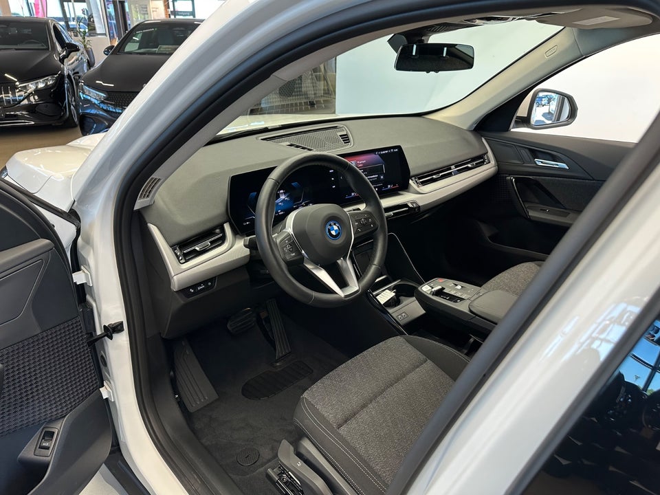 BMW iX1 eDrive20 5d