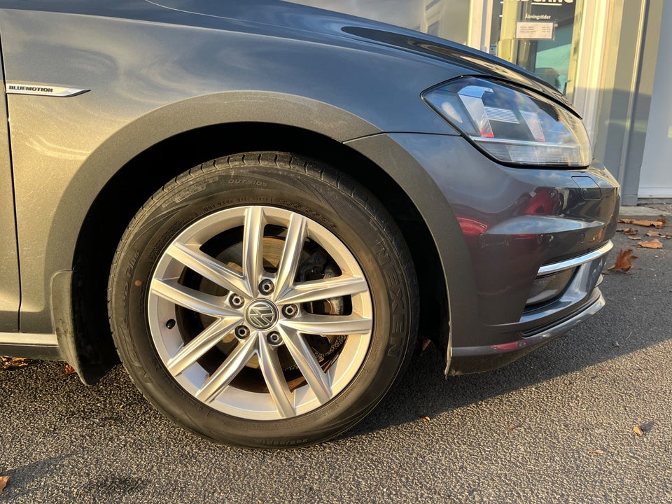 VW Golf VII 1,5 TSi 130 Comfortline DSG 5d