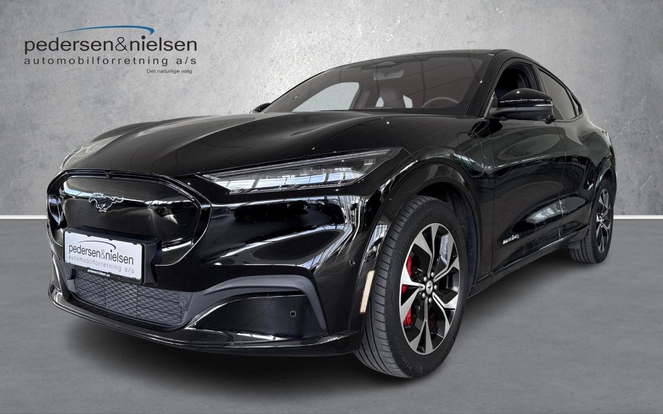 Ford Mustang Mach-E 70 Premium Standard Range AWD 5d