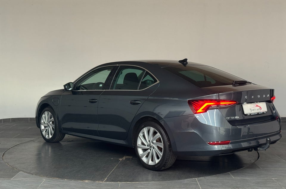 Skoda Octavia 1,4 TSi iV Plus DSG 5d