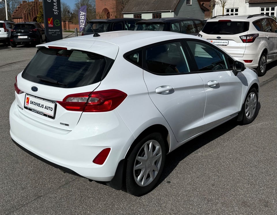 Ford Fiesta 1,0 EcoBoost mHEV Connected 5d